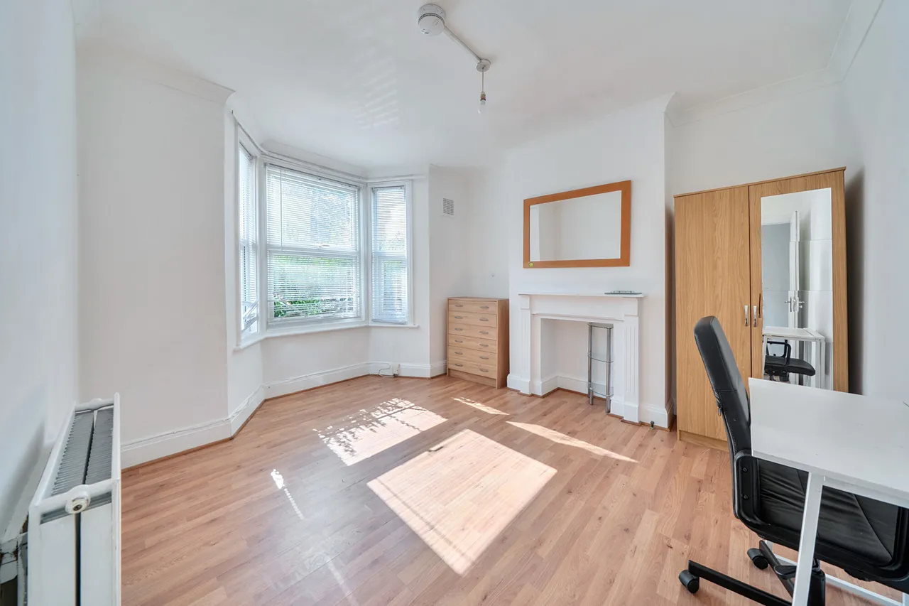 Bertrand Street, SE13, photo 14
