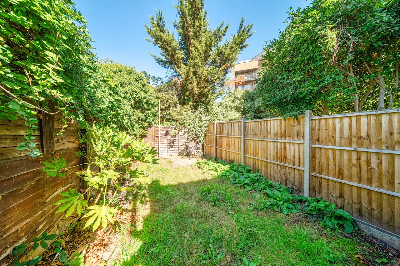 Bertrand Street, SE13, photo 10