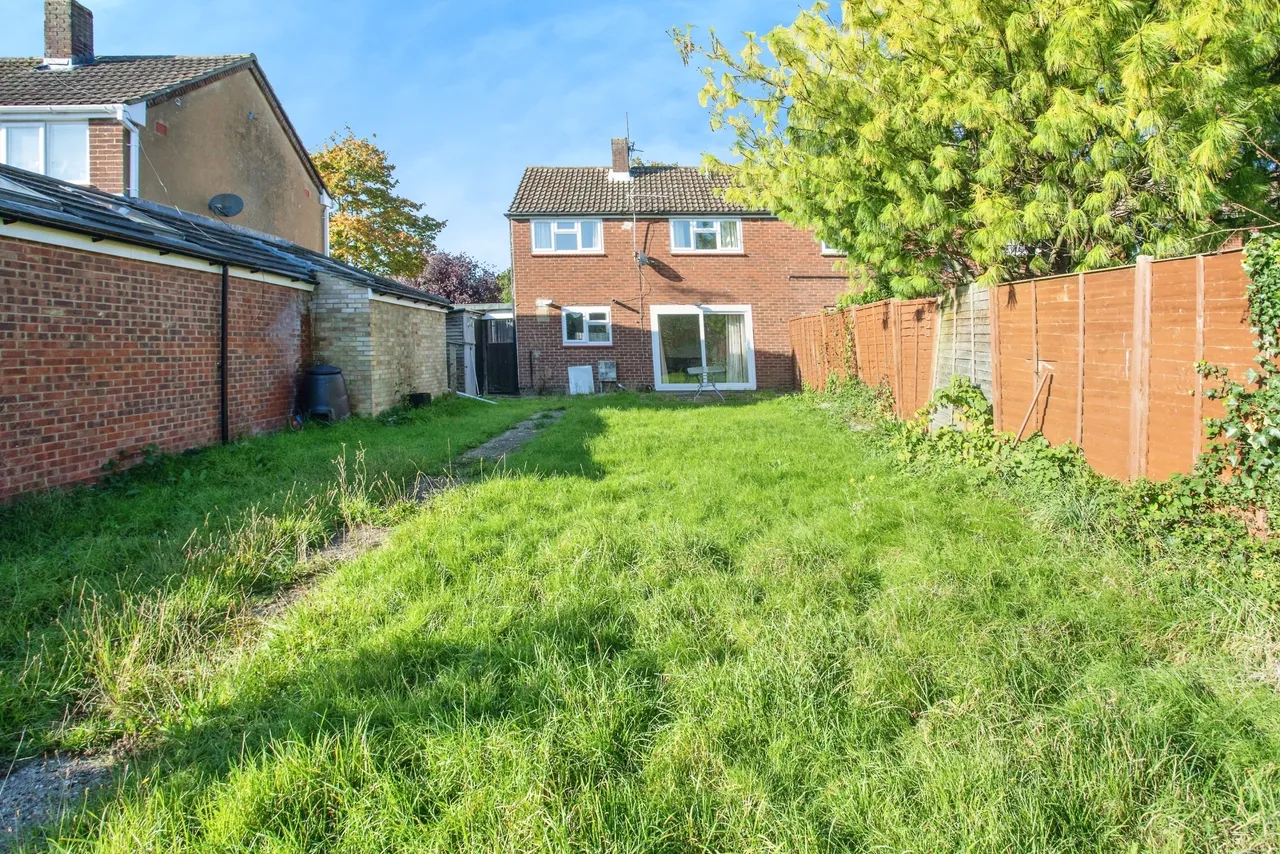 Whaddon Way, Bletchley, Milton Keynes, Buckinghamshire, MK3, photo 14