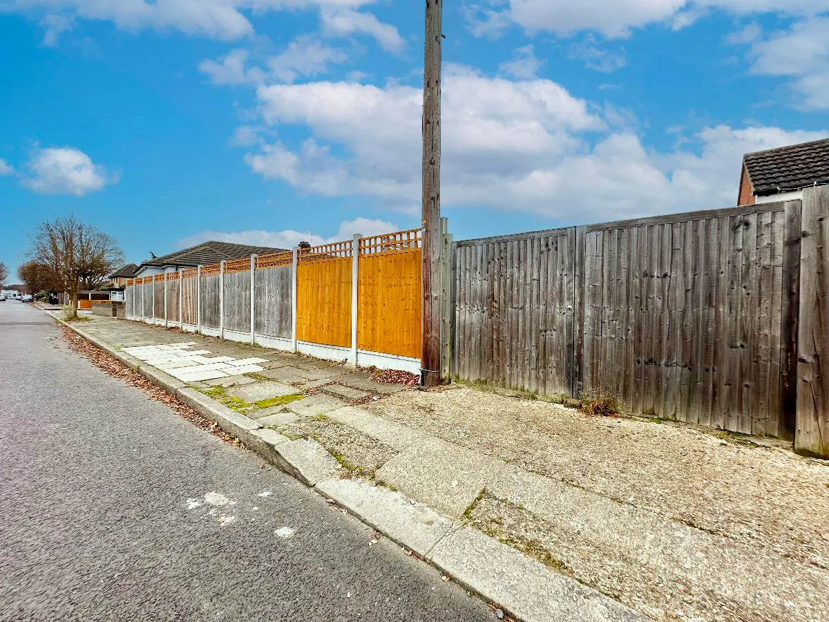 Stafford Avenue, Hornchurch, photo 18