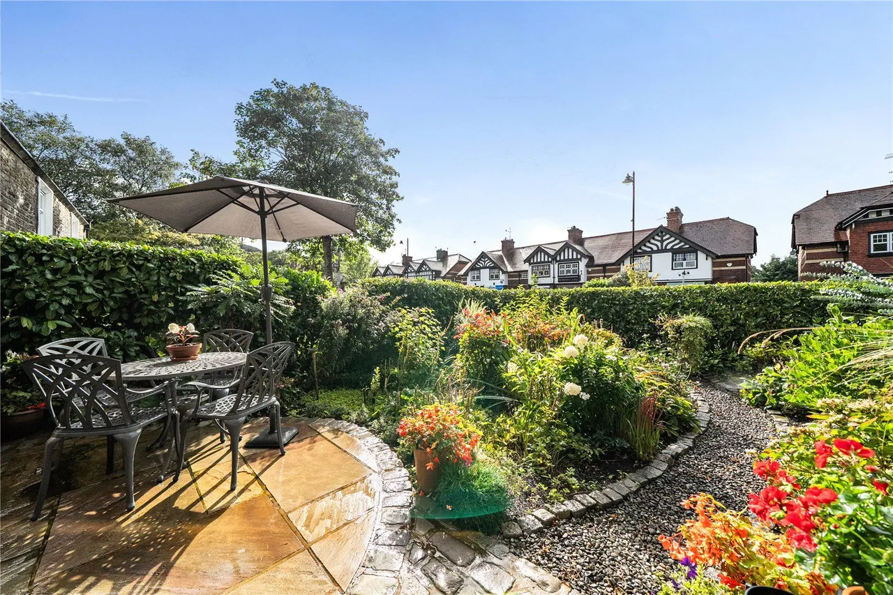 King Street, Whalley, BB7, photo 12