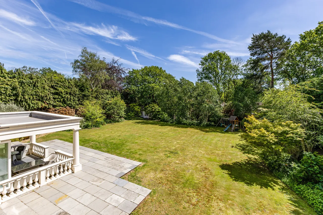 Burwood Park, Walton on Thames, Surrey, photo 2