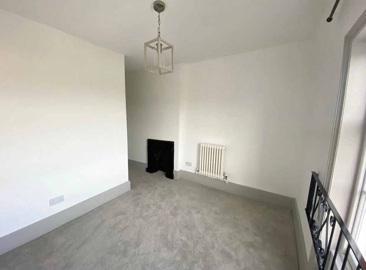 Market Place, Folkingham, NG34, photo 11