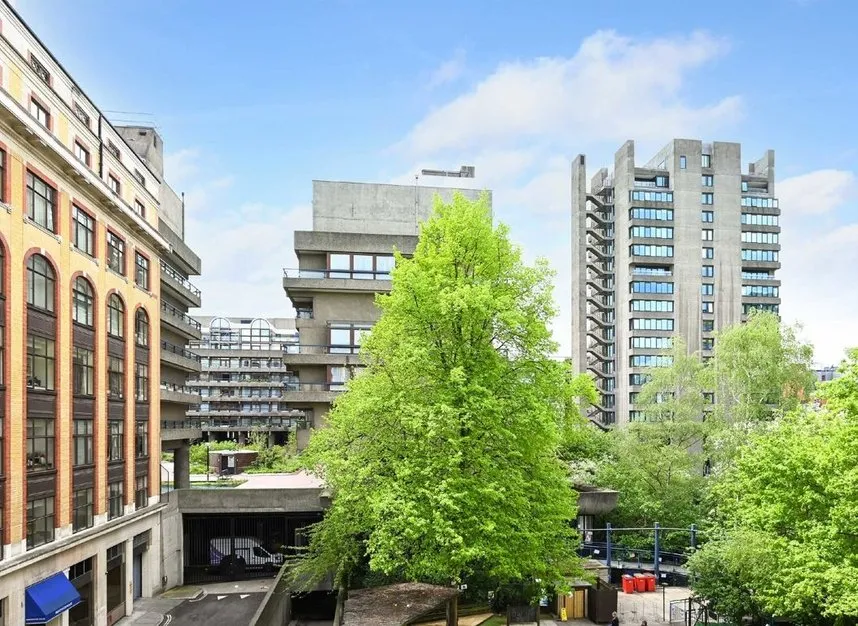 Bridgewater Square, Barbican, EC2Y, photo 3