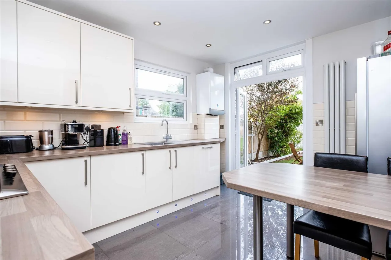 Brandville Road, West Drayton, UB7, photo 2