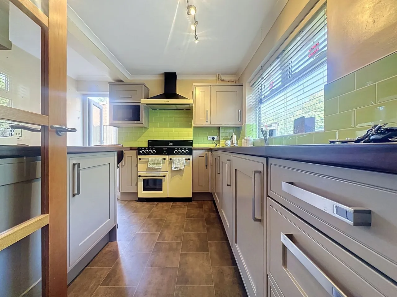 Jennett Close, Leicester, LE5, photo 3