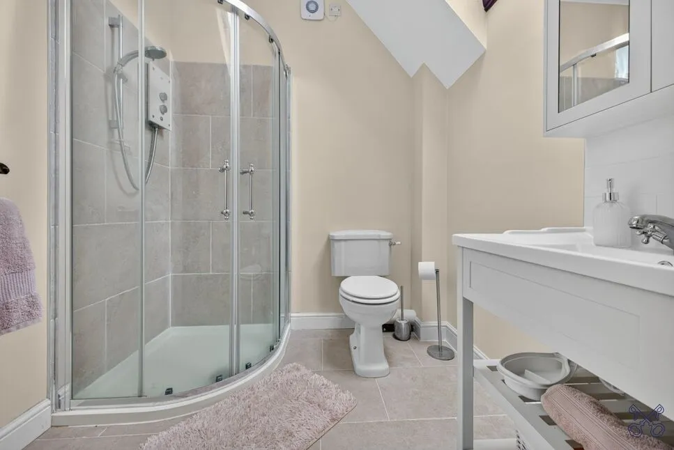 Stratford Road, Harvington, WR11, photo 32