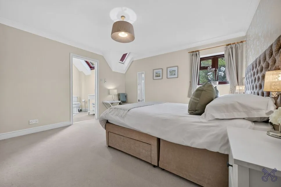 Stratford Road, Harvington, WR11, photo 21