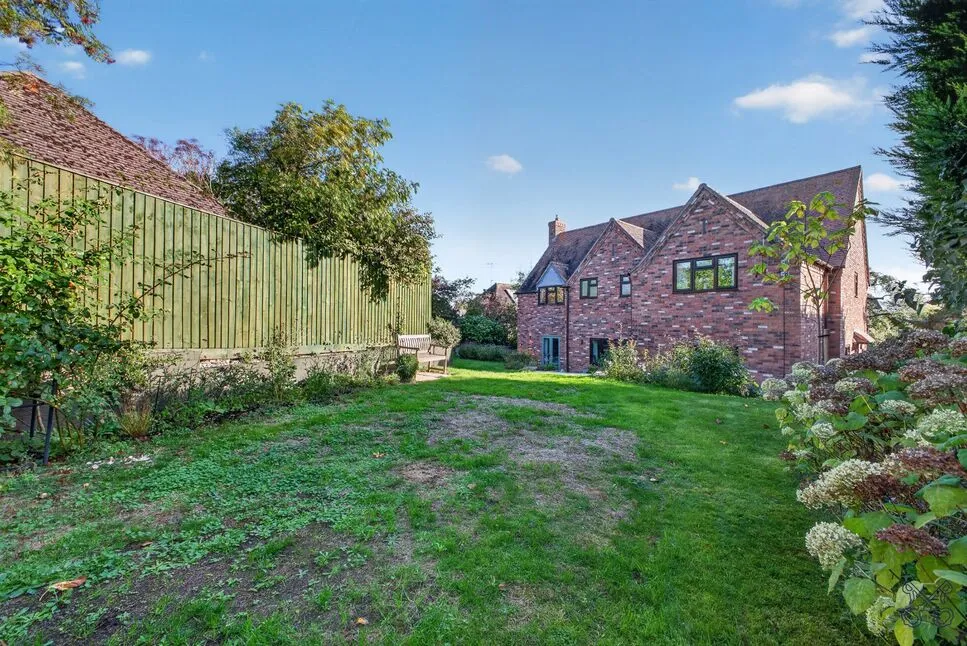 Stratford Road, Harvington, WR11, photo 39