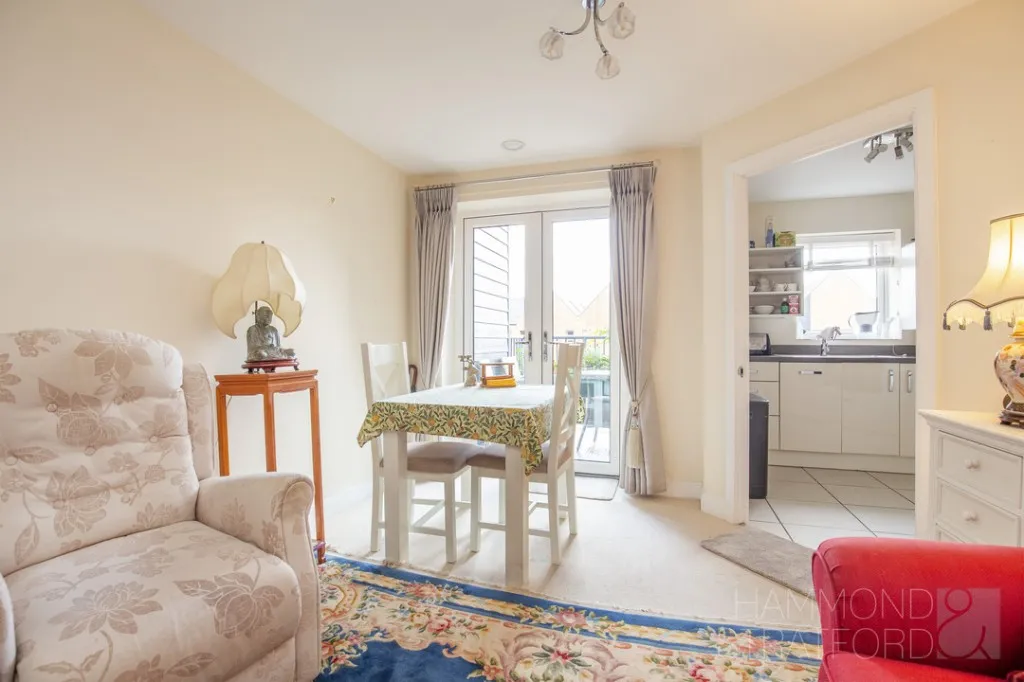 Daisy Hill Court, Eaton, photo 5