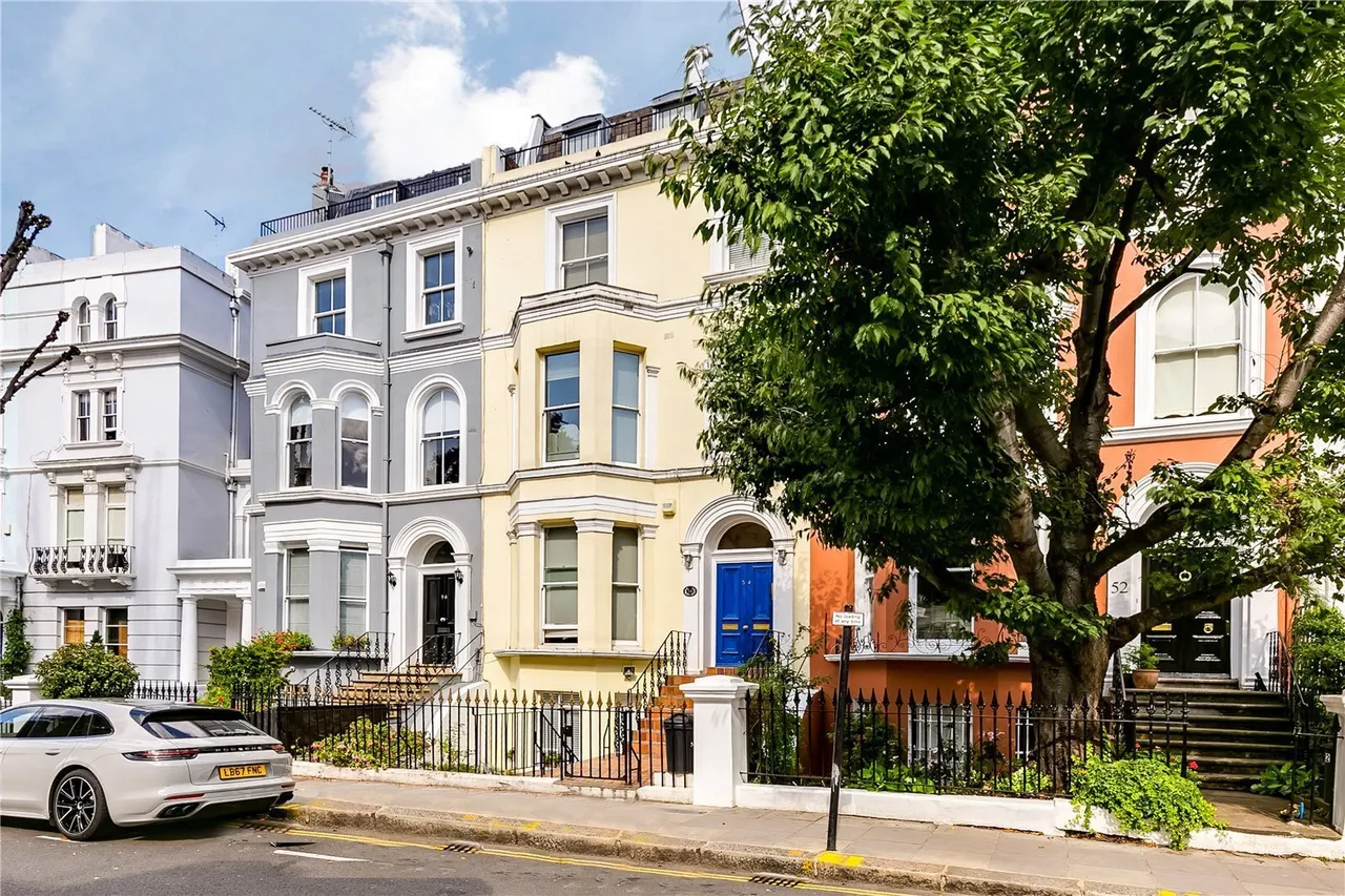 2 bed flat to rent, Elgin Crescent, London, W11