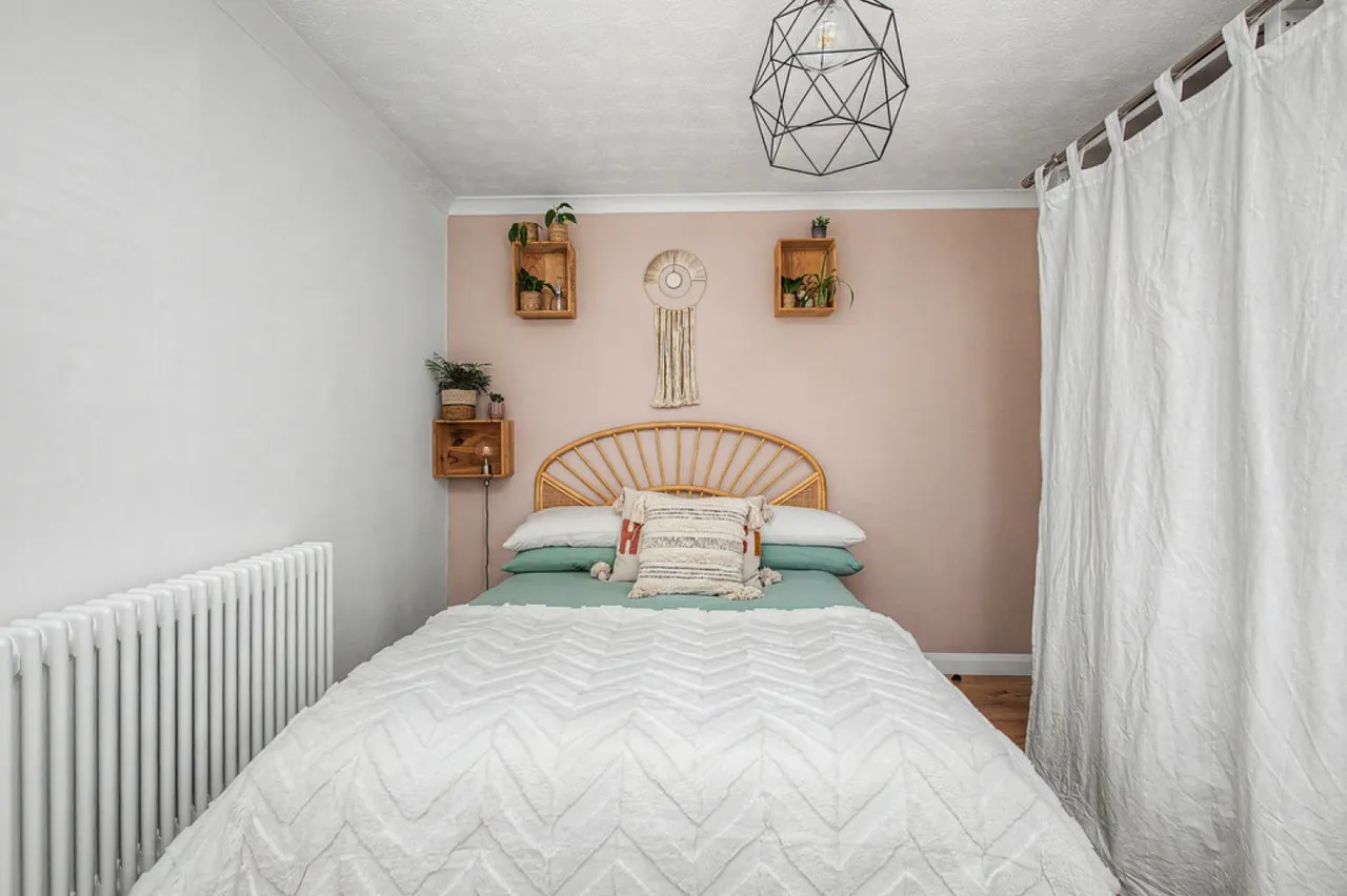 Essex Court, Thame, photo 9