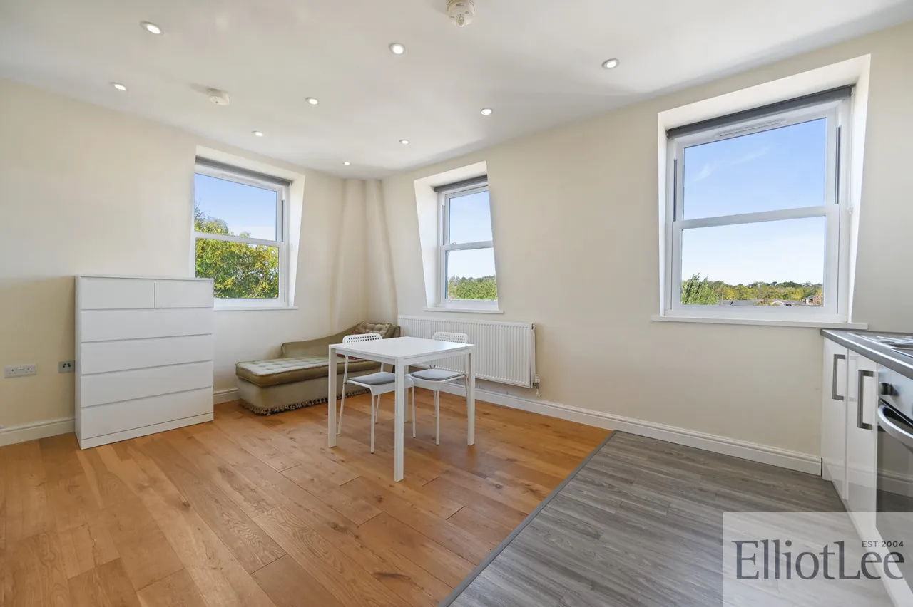 Cavendish Avenue, Ambassador House, HA1, photo 6