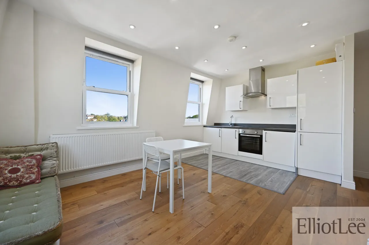 Cavendish Avenue, Ambassador House, HA1, photo 4