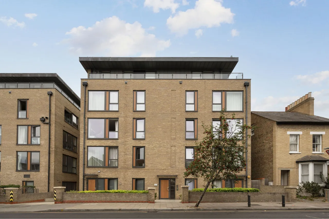 Hartfield Road, London, SW19, photo 17