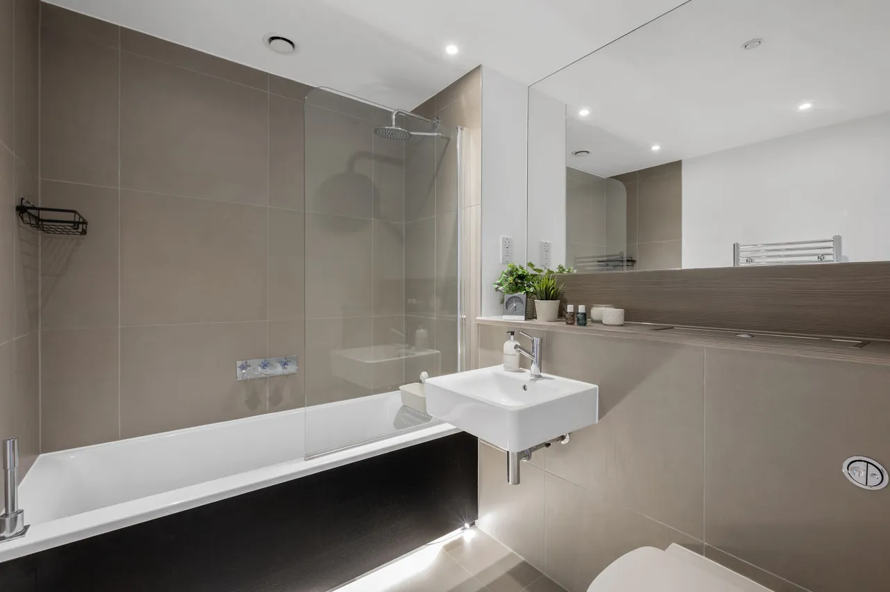 Hartfield Road, London, SW19, photo 11