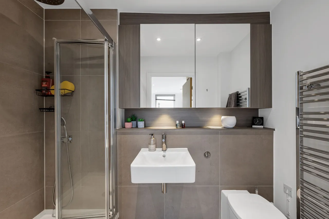 Hartfield Road, London, SW19, photo 12