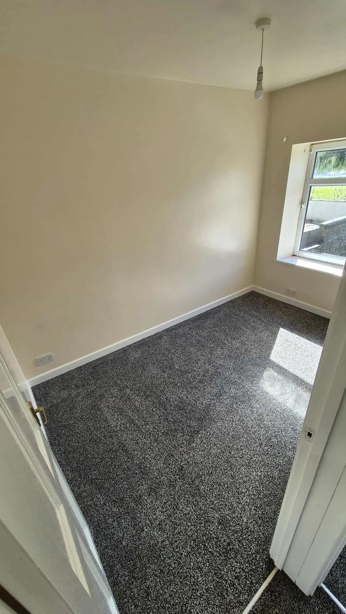 Hill Street, Melincourt, SA11, photo 9