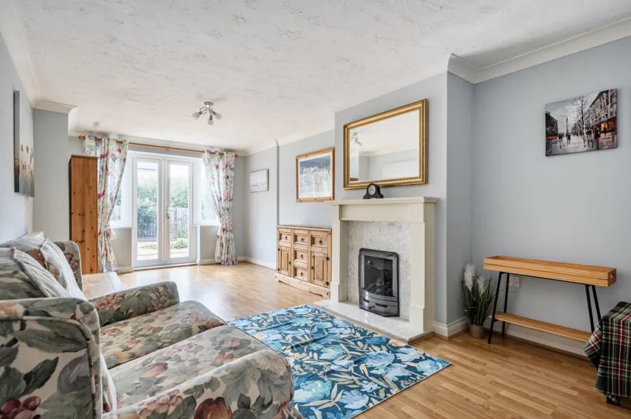 Barley Crescent, Carterton, OX18, photo 4