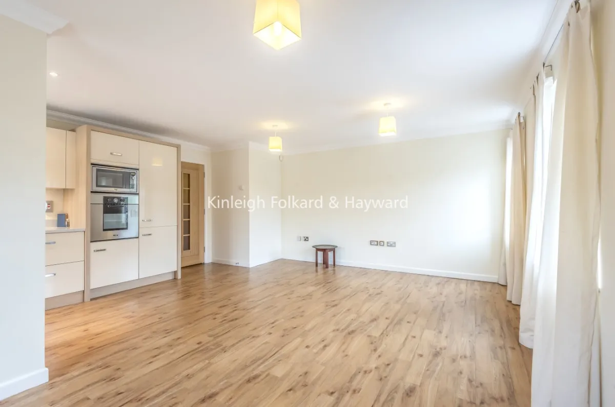 2 bed flat to rent, Kemerton Road, Beckenham, BR3