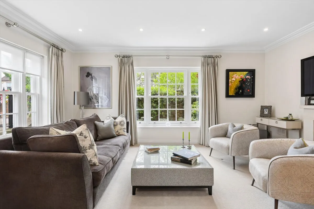 Lincoln Grove, Weybridge, KT13, photo 8