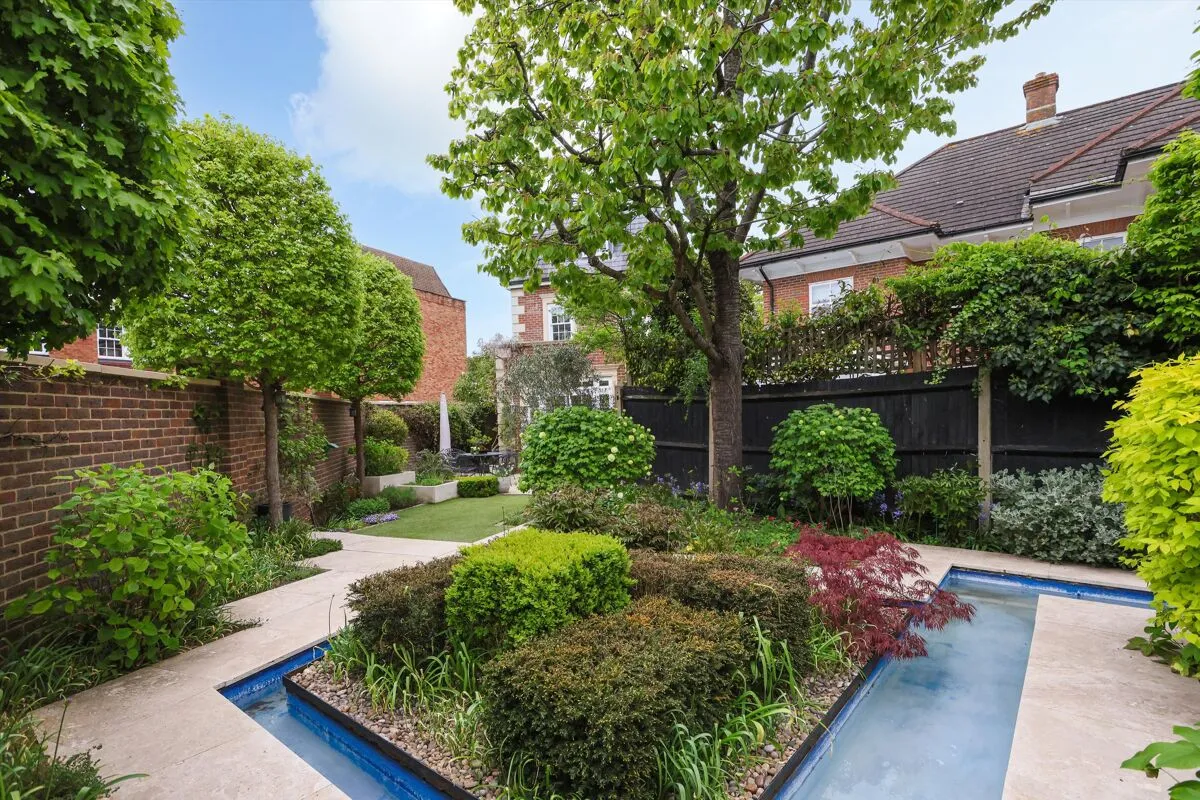 Lincoln Grove, Weybridge, KT13, photo 21