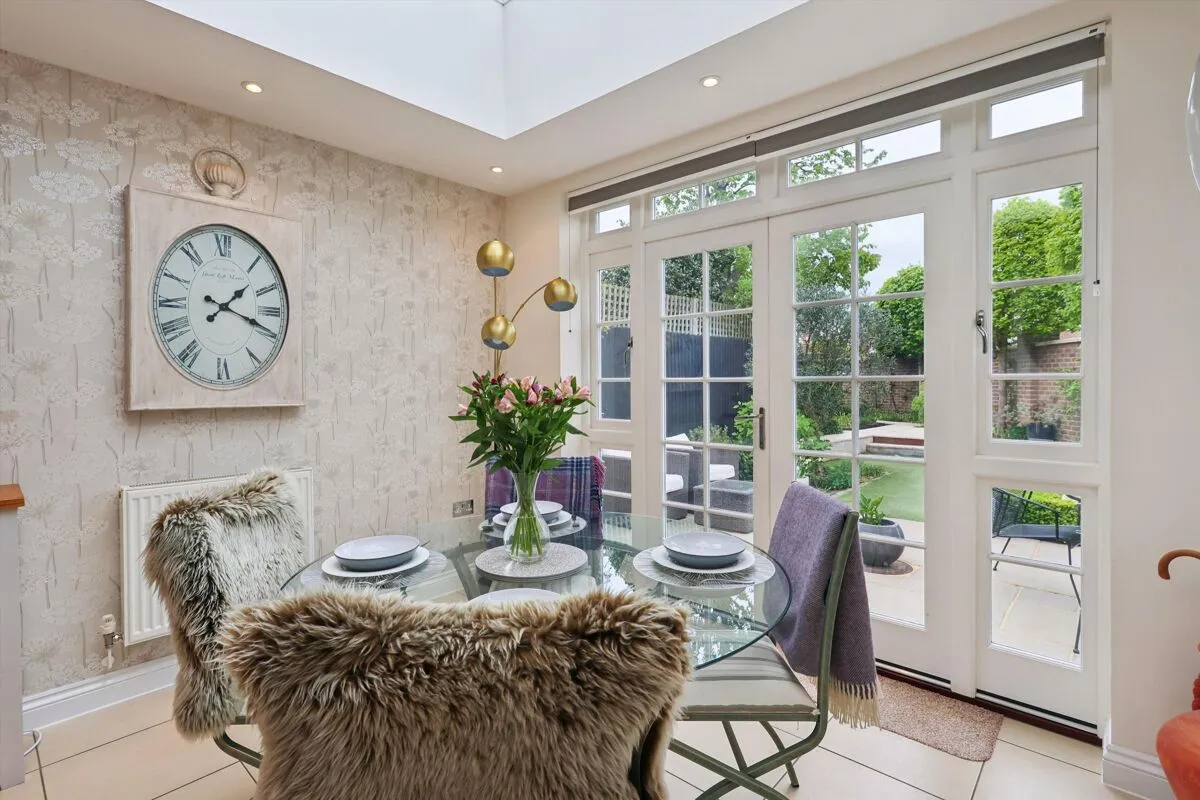 Lincoln Grove, Weybridge, KT13, photo 7