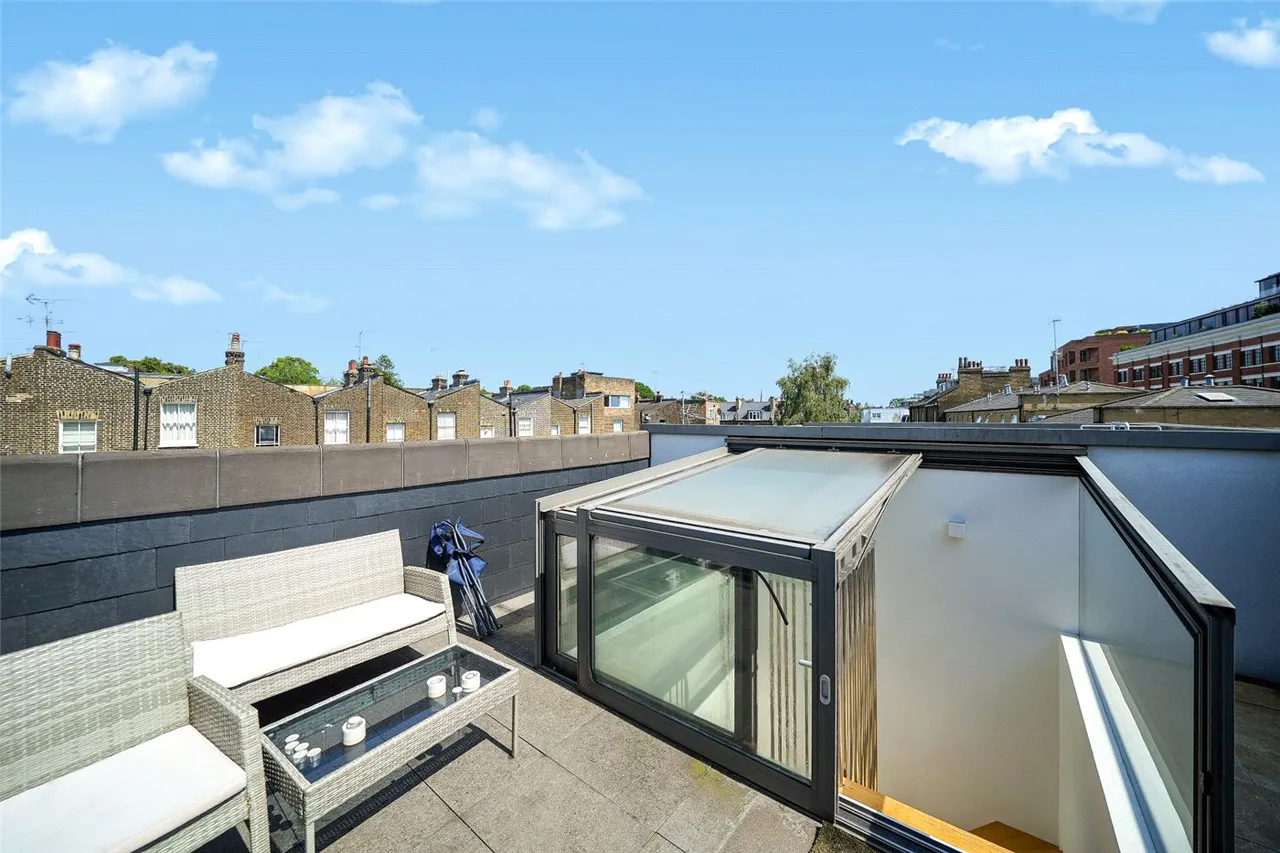 College Yard, London, NW5, photo 8
