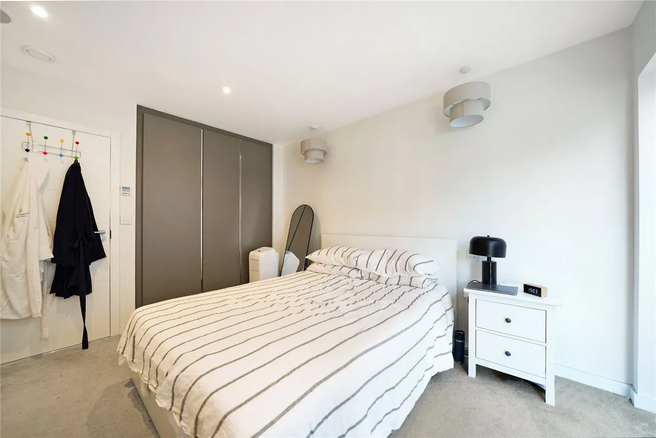 College Yard, London, NW5, photo 12