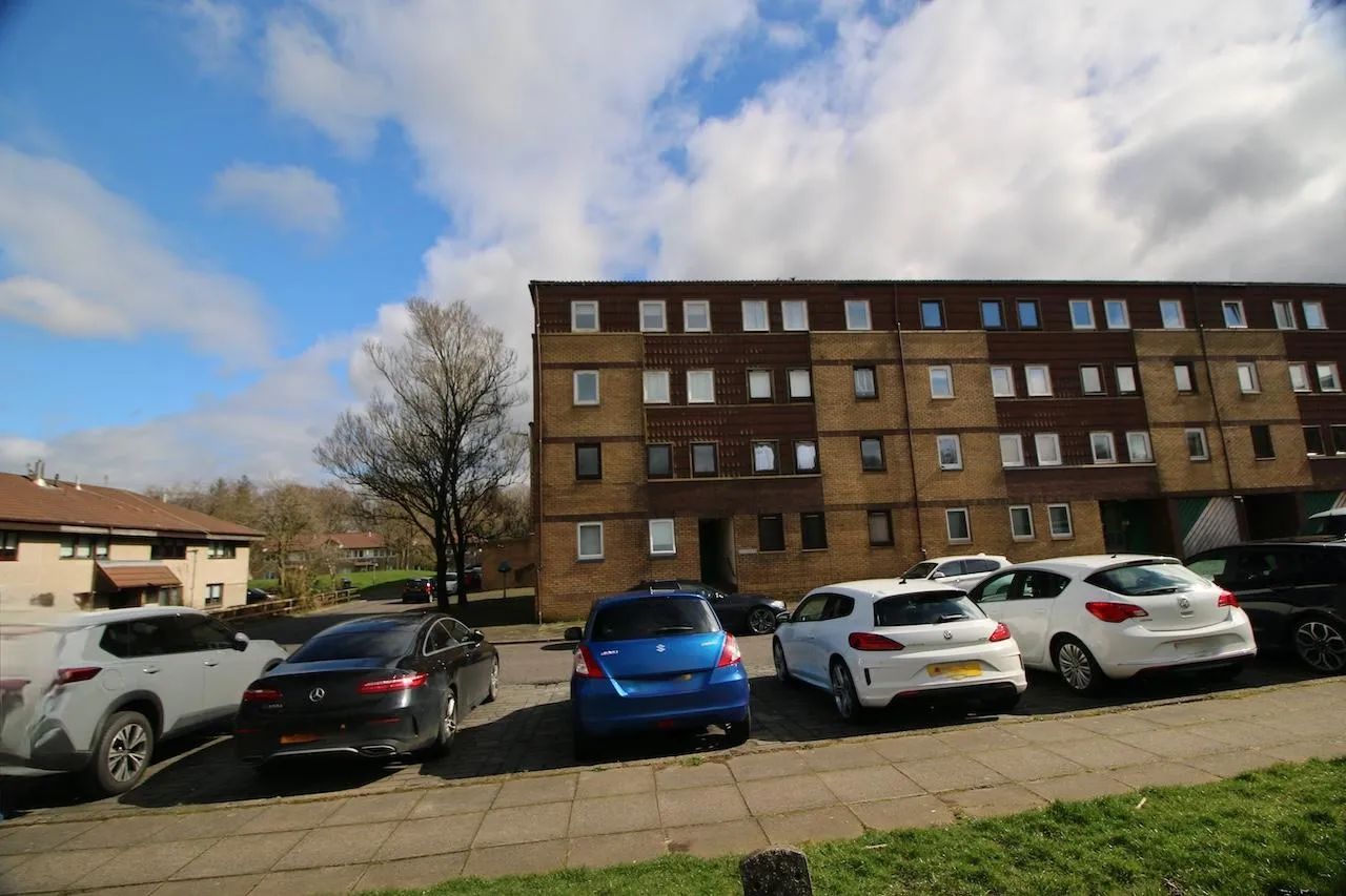 2 bed flat for sale — Braehead Road, Kildrum, Cumbernauld, G67 2BP