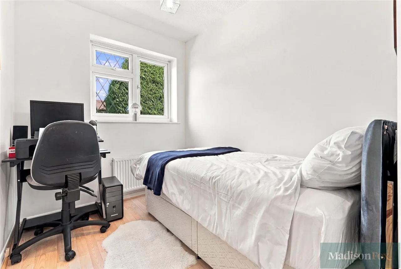 Ely Place, Woodford Green, IG8, photo 20