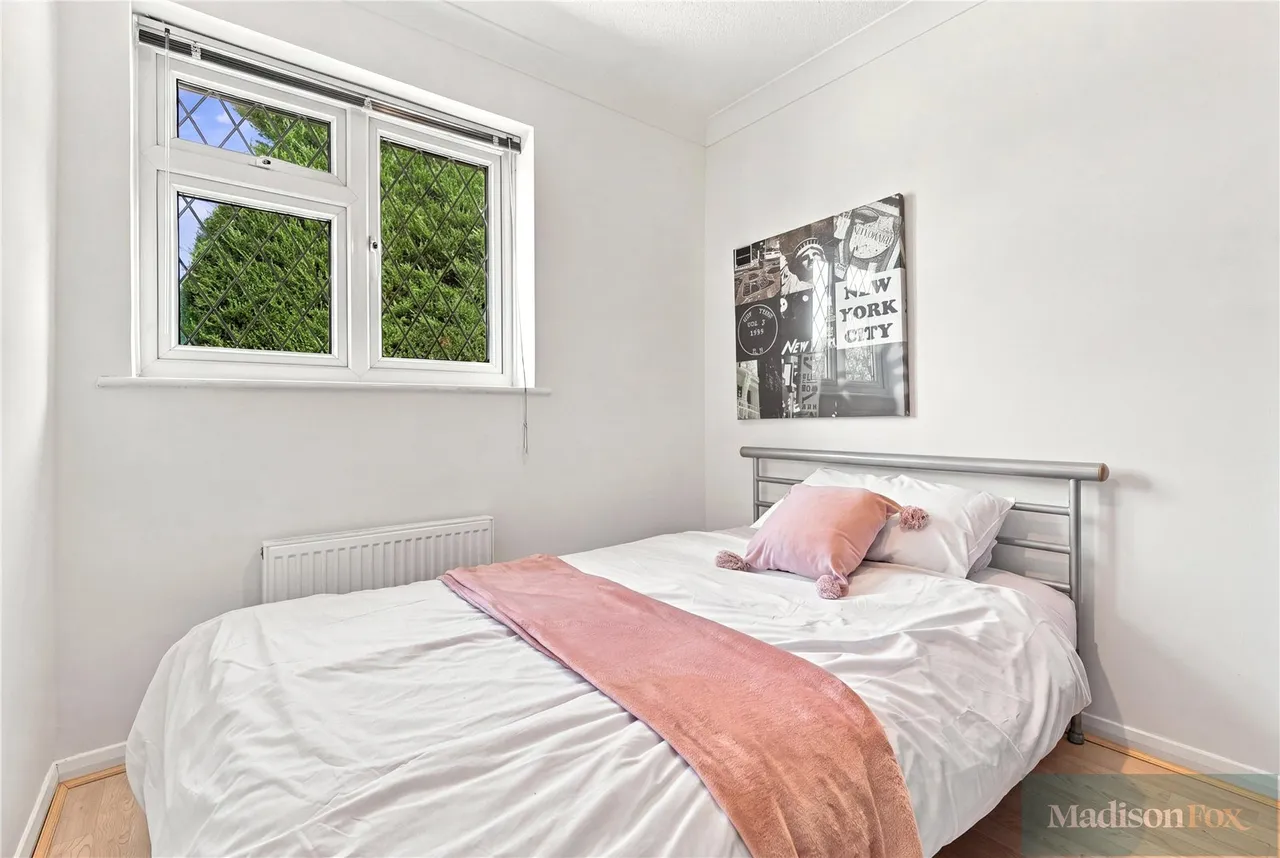 Ely Place, Woodford Green, IG8, photo 19