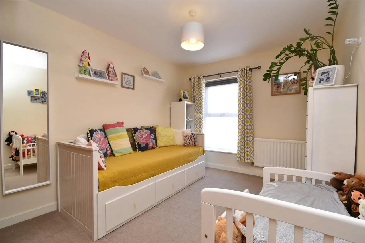 Cotswold Drive, Stevenage, Herts, SG1 6GT, photo 7