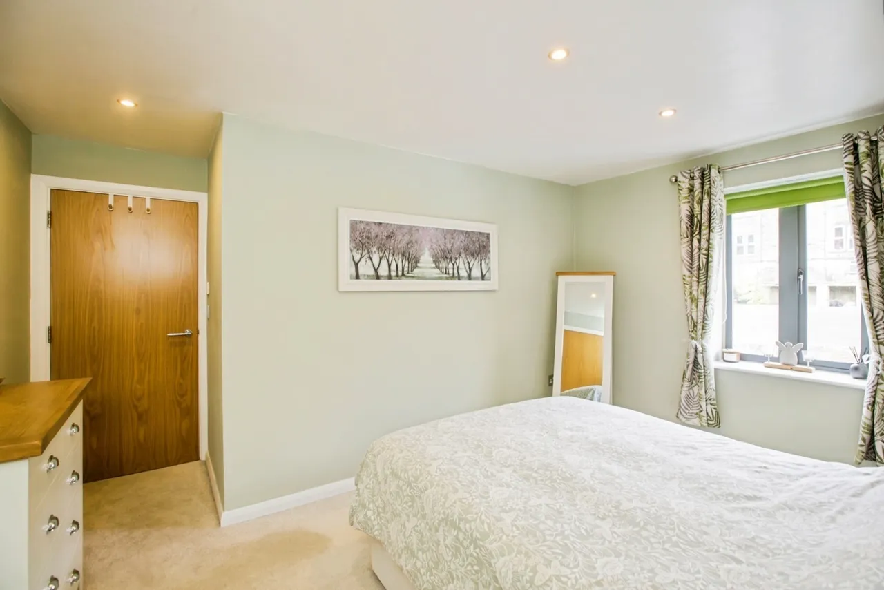 Oldham Road, Ripponden, HX6, photo 14