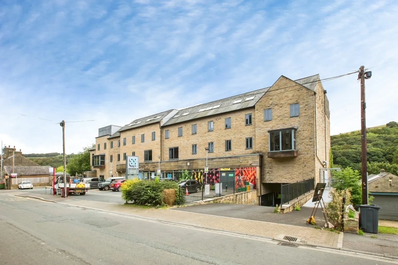 Oldham Road, Ripponden, HX6, photo 20