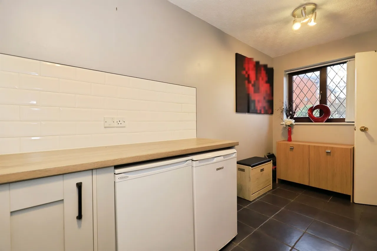 Steven Drive, Bilston, WV14, photo 7