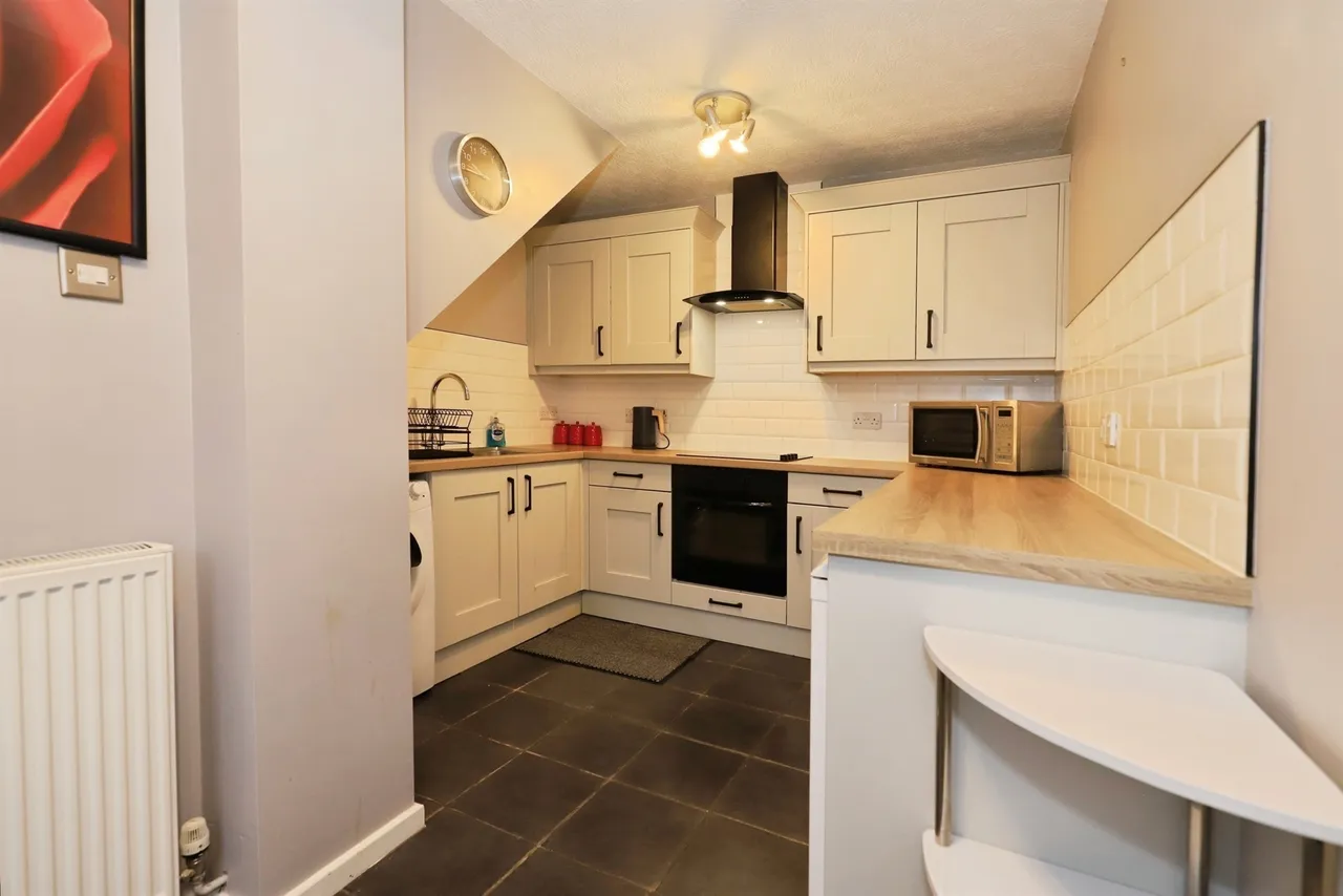 Steven Drive, Bilston, WV14, photo 4