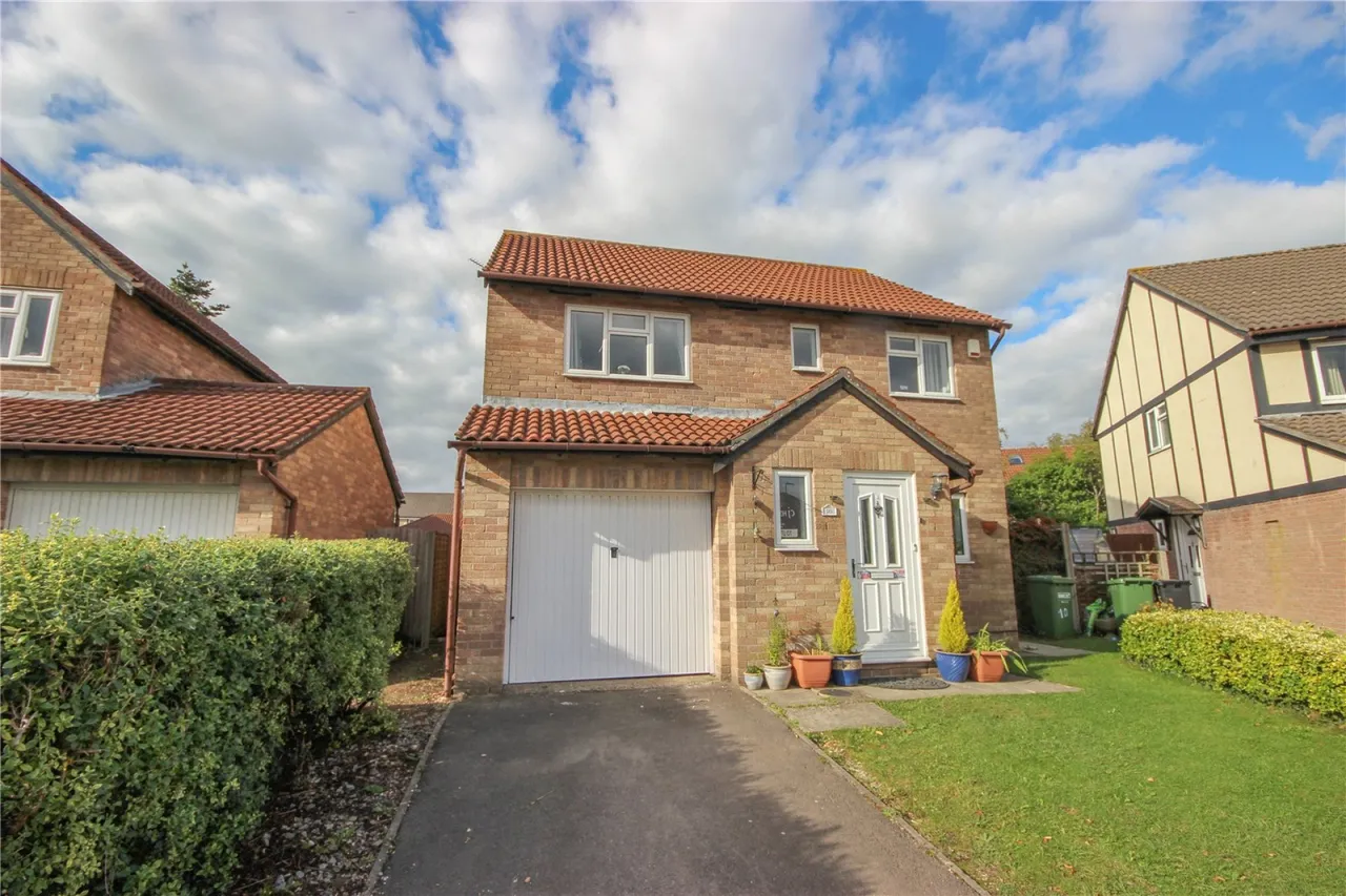 4 bed house to rent, Apseleys Mead, Bradley Stoke, BS32