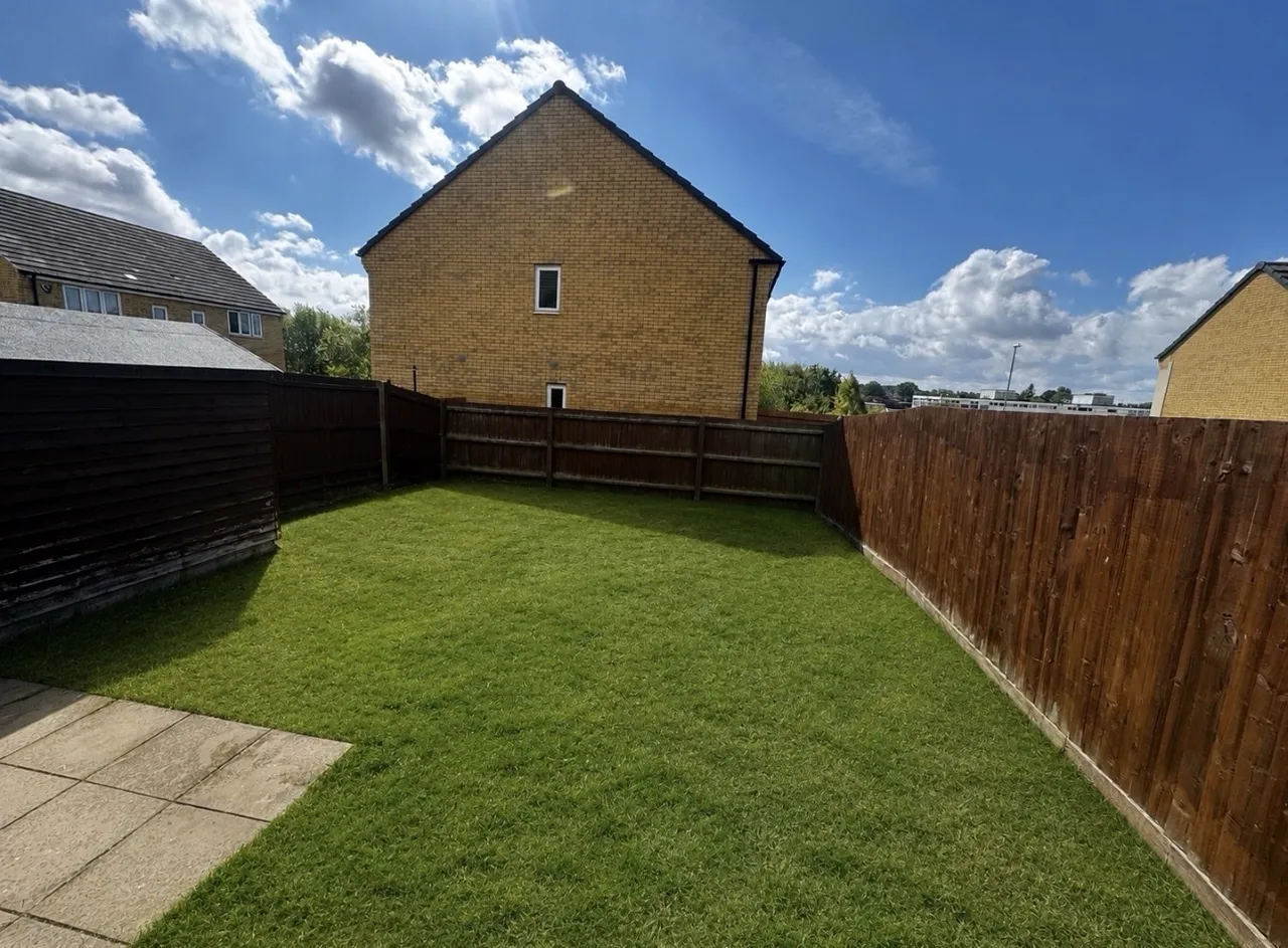 Purbeck Drive, Corby, photo 7
