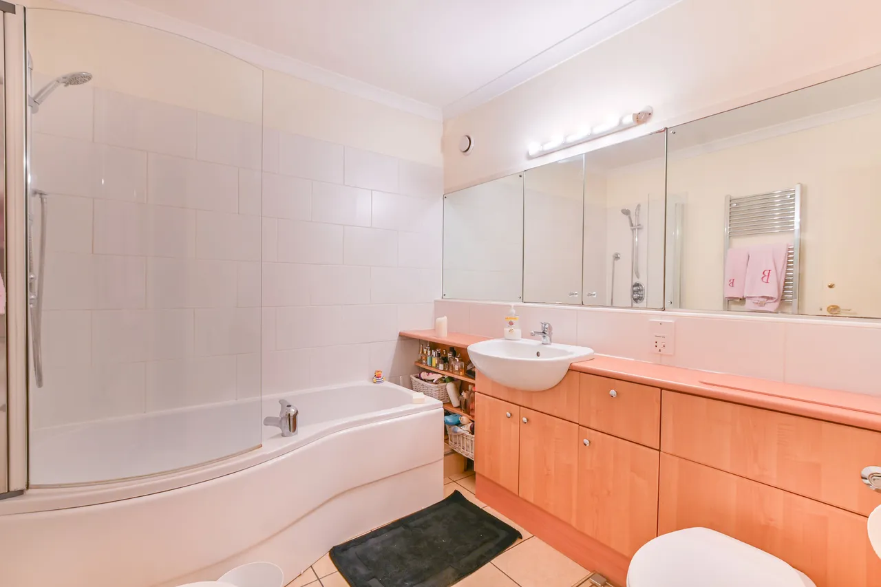 61 Kensington Heights, 91-95 Campden Hill Road, London, photo 11