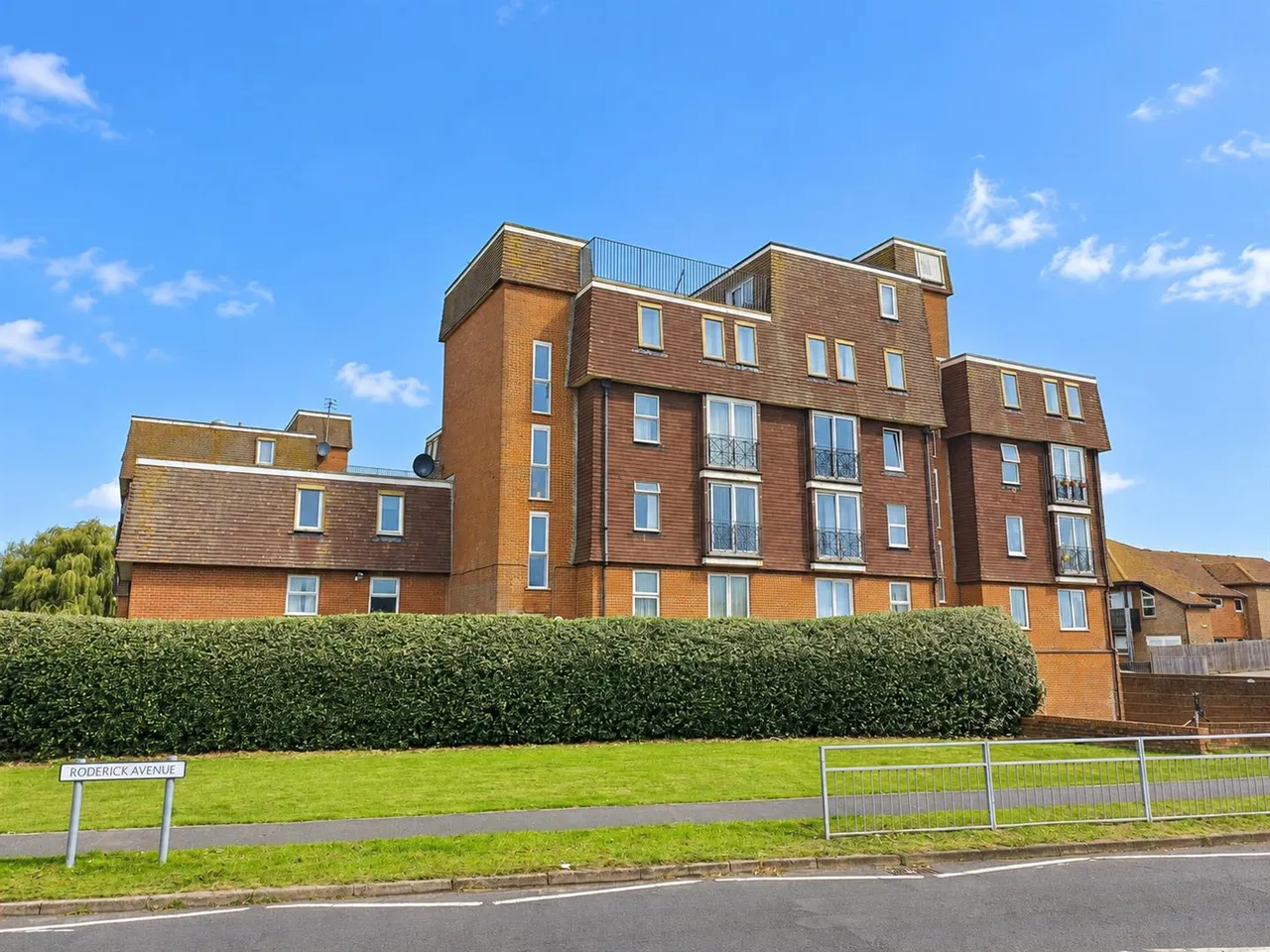 1 bed flat for sale, Balcombe Road, Peacehaven
