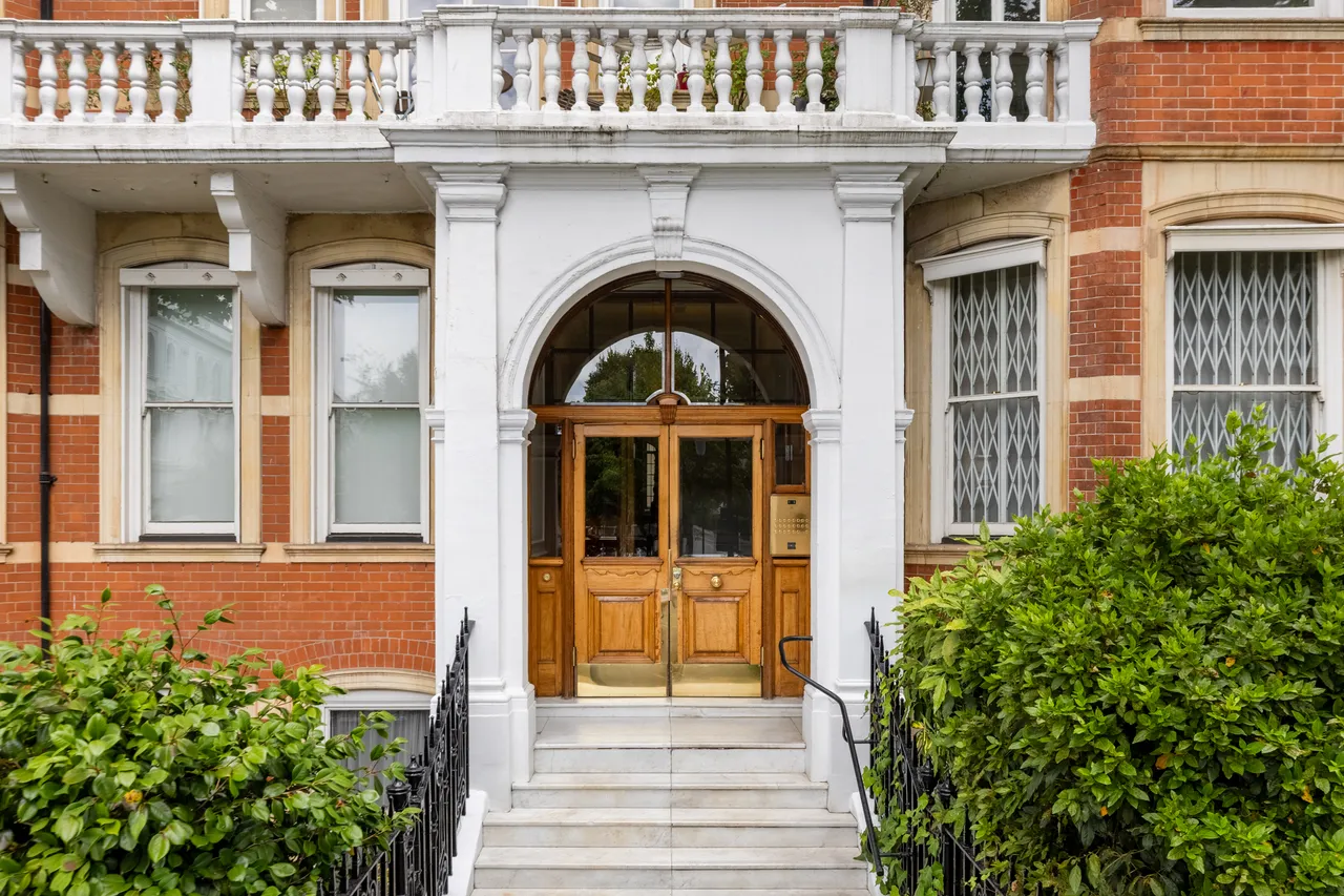 Sutherland House, Marloes Road, Kensington, London, photo 9