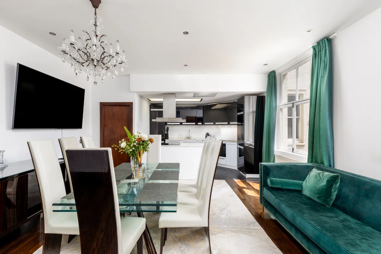Sutherland House, Marloes Road, Kensington, London, photo 3