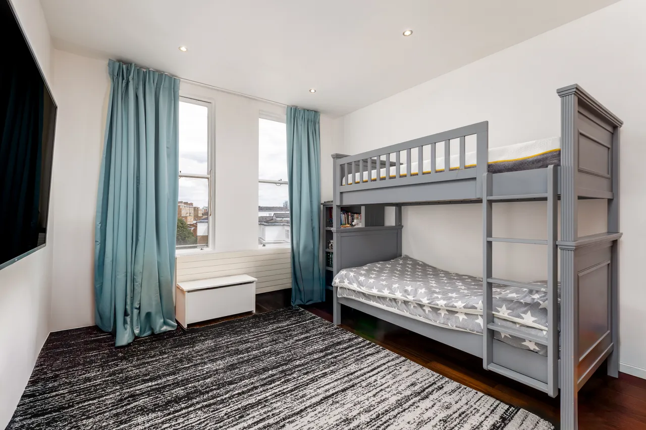 Sutherland House, Marloes Road, Kensington, London, photo 8