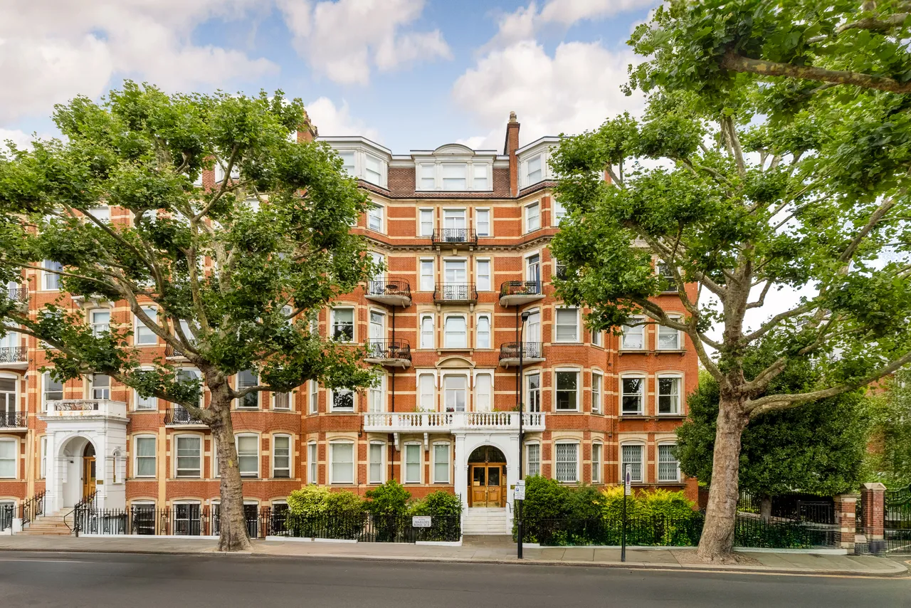 Sutherland House, Marloes Road, Kensington, London, photo 10