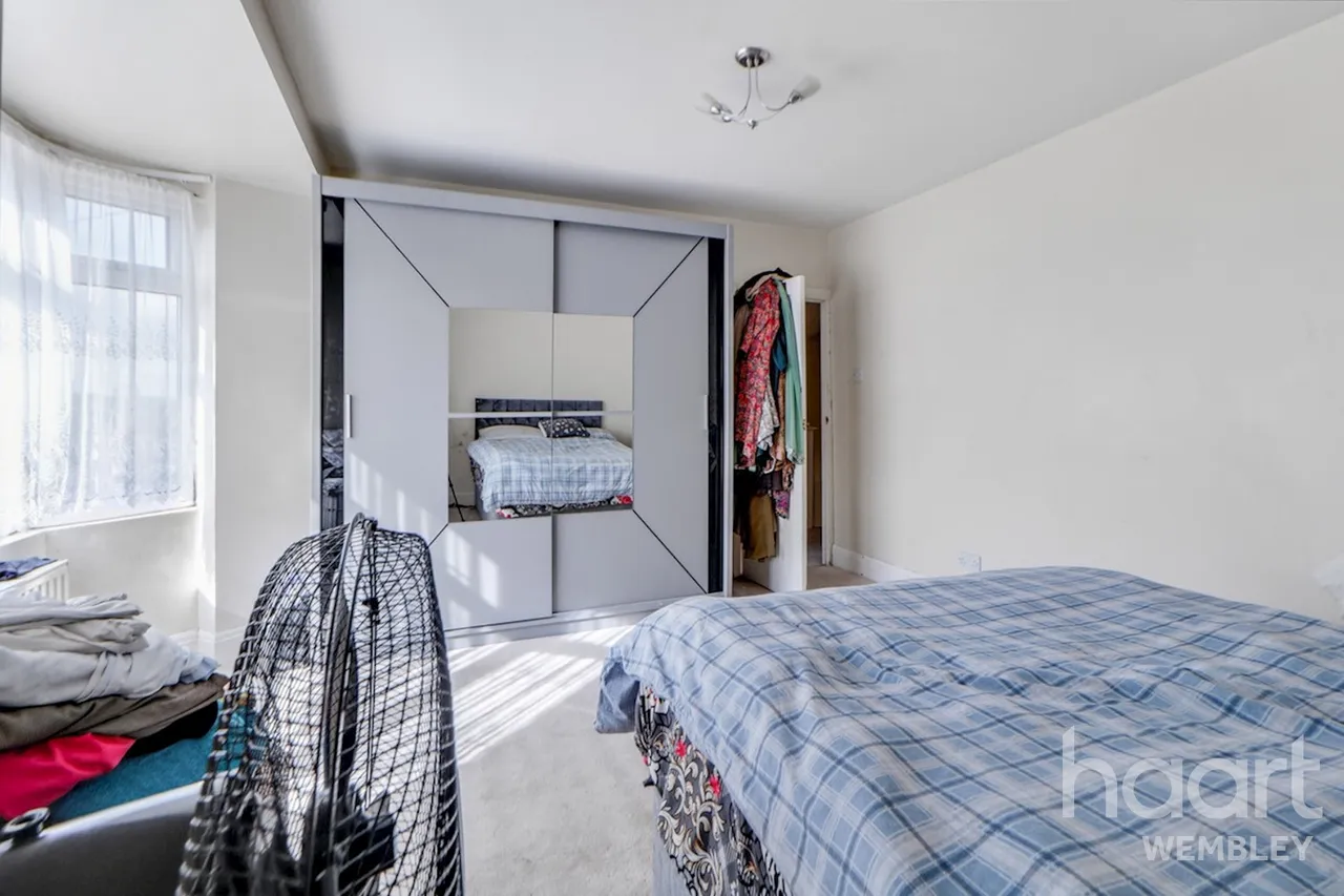 Kenwyn Drive, NW2, photo 10
