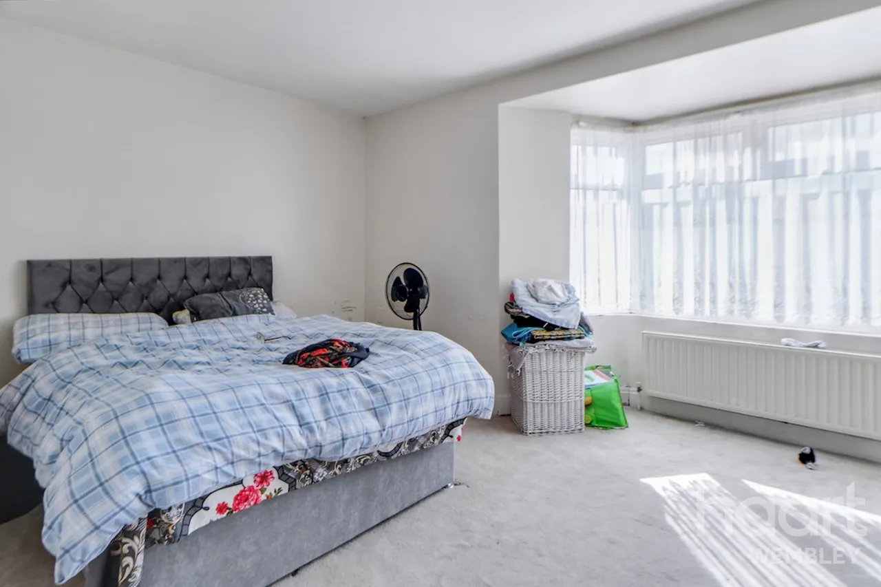 Kenwyn Drive, NW2, photo 11