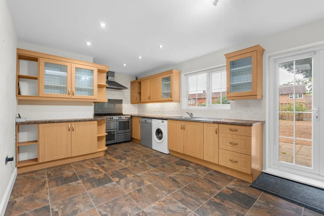 West Mead, Welwyn Garden City, AL7, photo 2