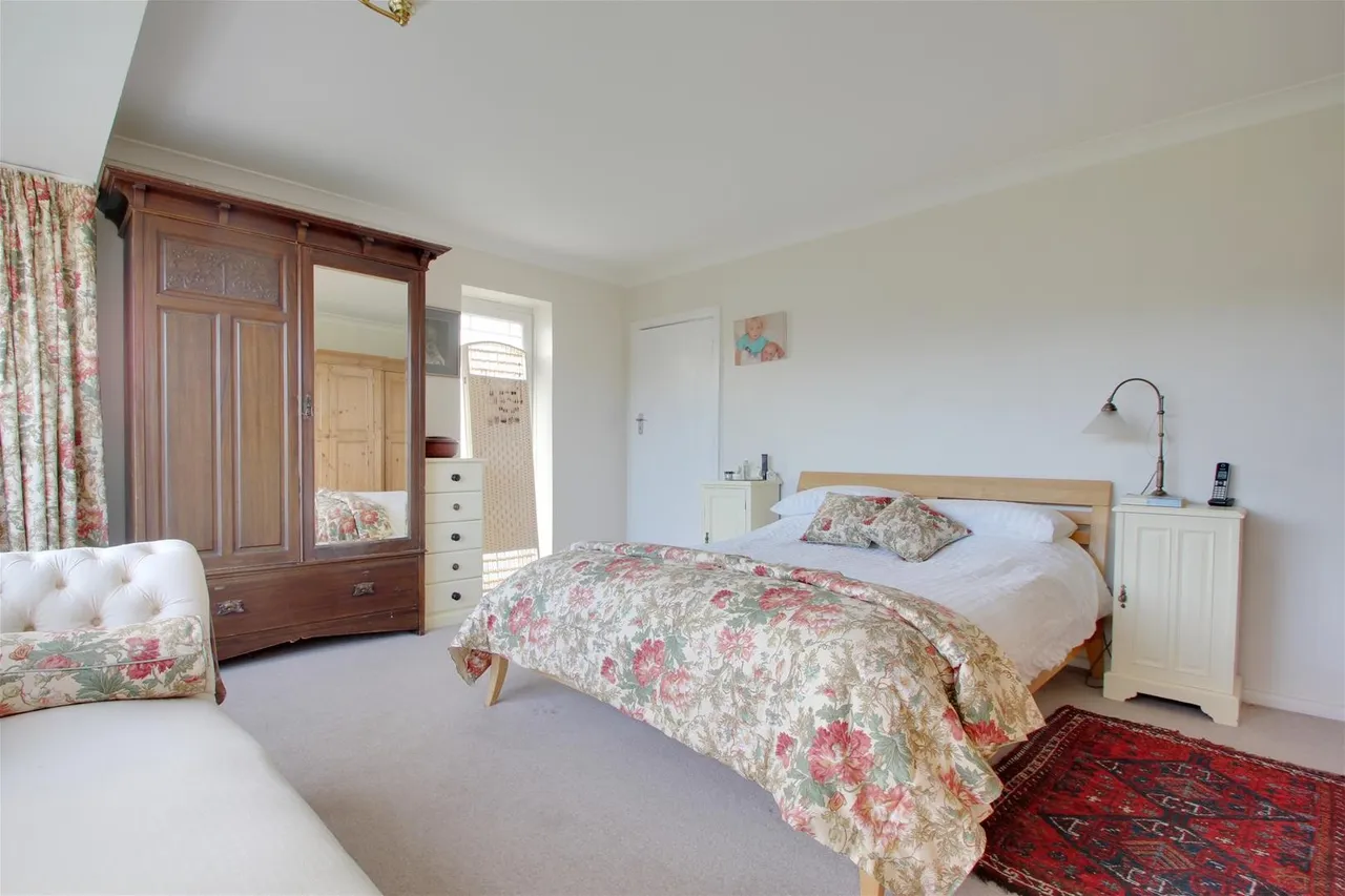 Compton Avenue, Goring-By-Sea, Worthing, photo 18