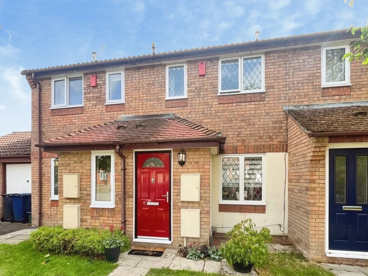 2 bed house for sale — Weywood Close, Farnham, Surrey, GU9 9TD